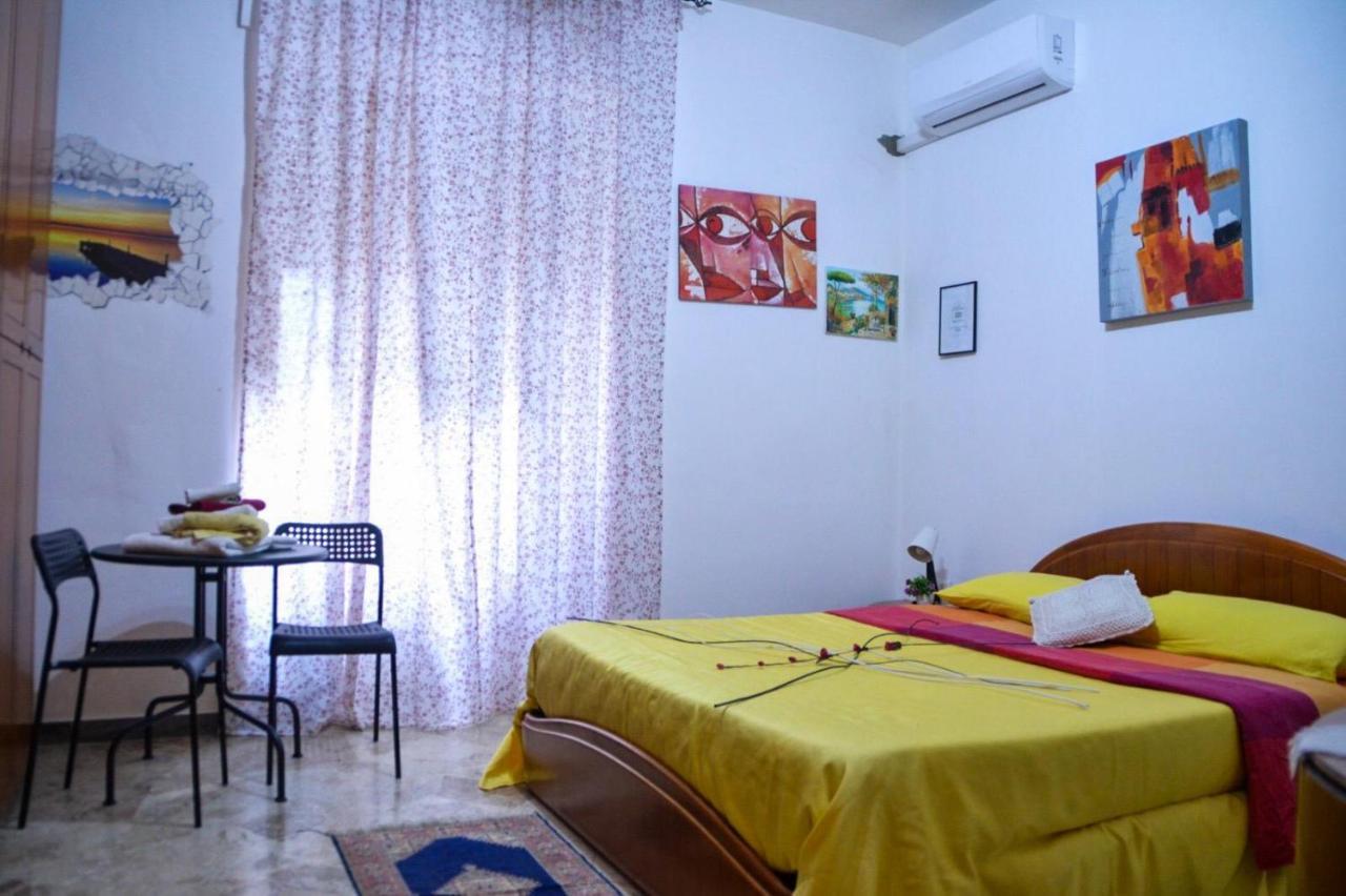 Le Stanze Di Ginevra - Via Tescione Hotel Caserta Luaran gambar
