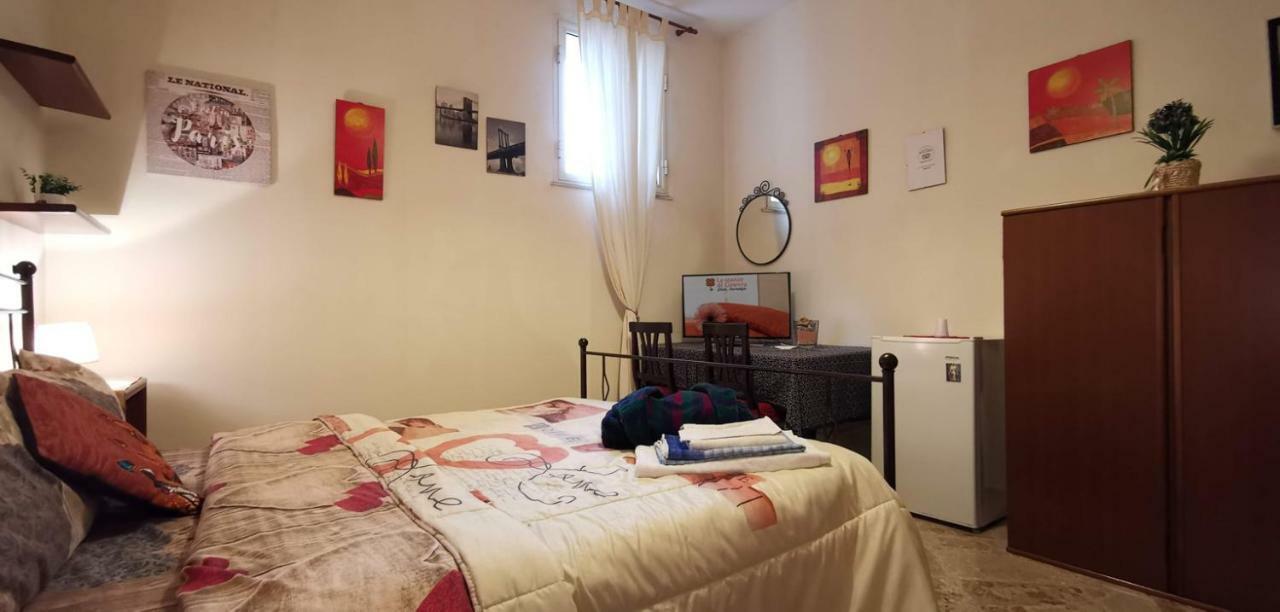 Le Stanze Di Ginevra - Via Tescione Hotel Caserta Luaran gambar